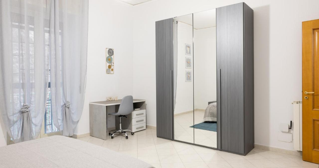 Decumani Apartments - Nel Cuore Di Napoli Exterior foto